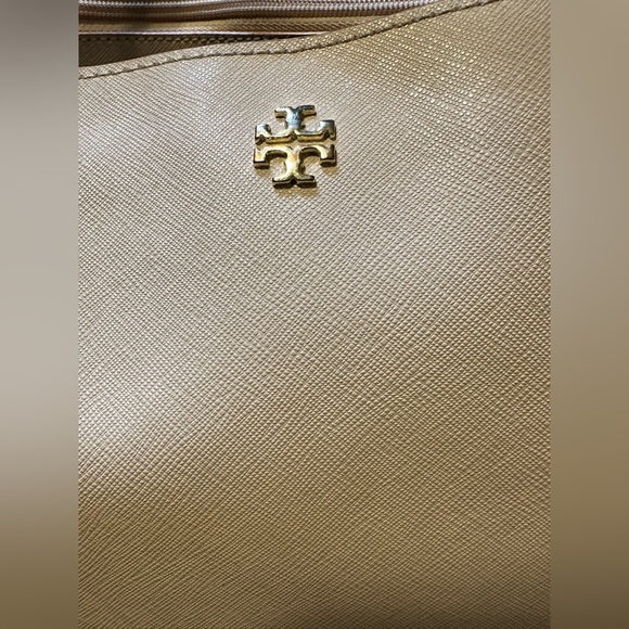 Tory Burch blush pink large tote. Beautiful used condition. No damage or odors. - Picture 3 of 11